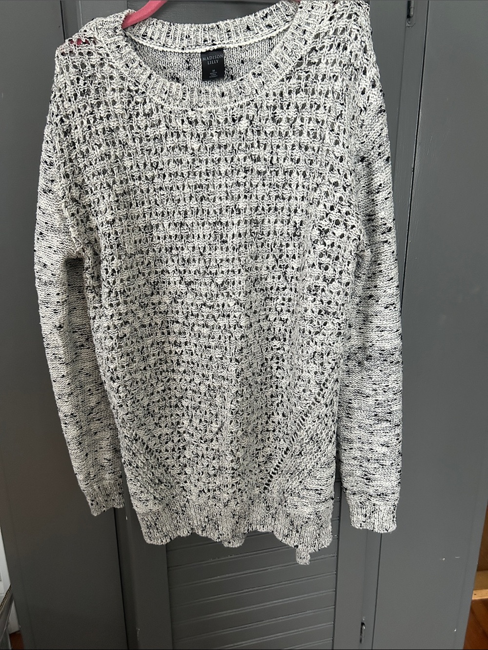 Madison Linen-Style Black and White Knit Pullover